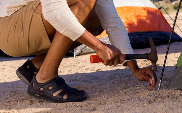 preto OOFOS sandália masculina oocandoo 62V2141