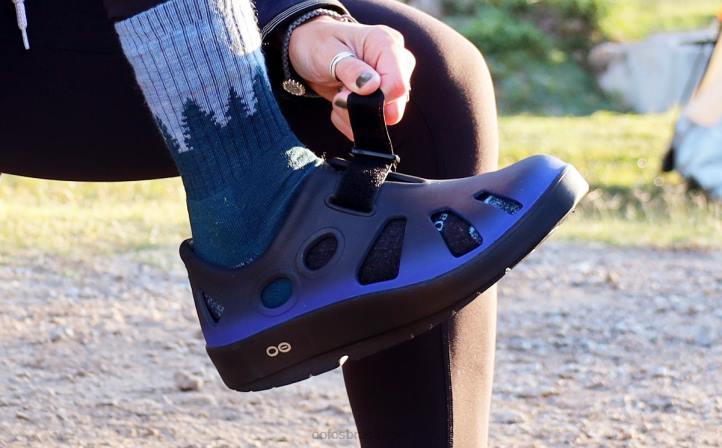 real OOFOS sandália masculina oocandoo 62V2145