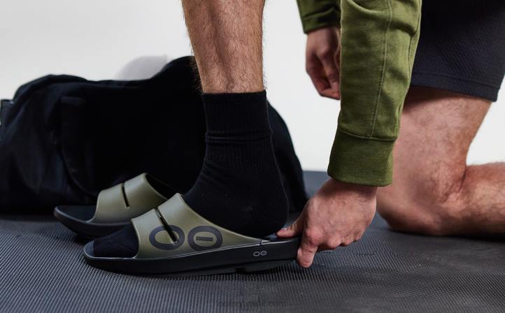 verde tático OOFOS sandália esportiva ooahh masculina 62V2112