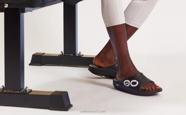 Preto branco OOFOS sandália feminina ooahh esporte slide 62V21