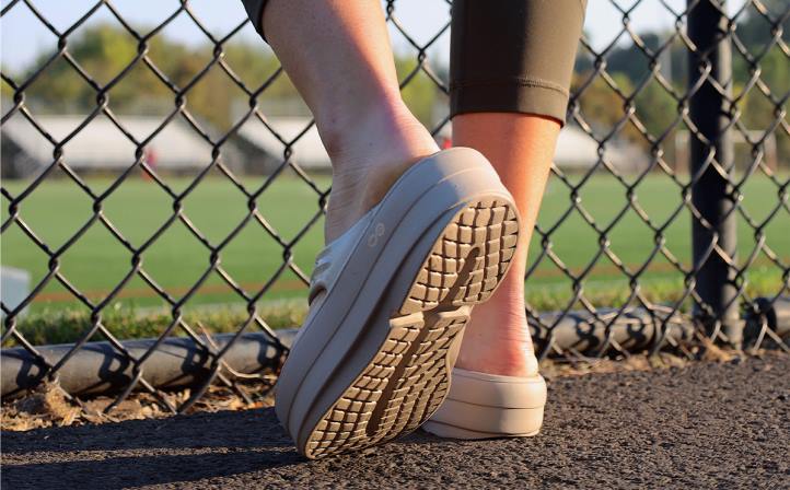 nômade OOFOS sandália oomega oolala feminina 62V227