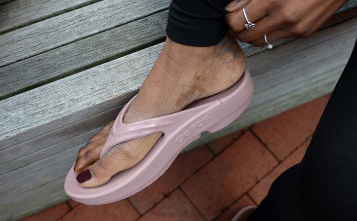 poeira estelar OOFOS sandália oolala feminina 62V230